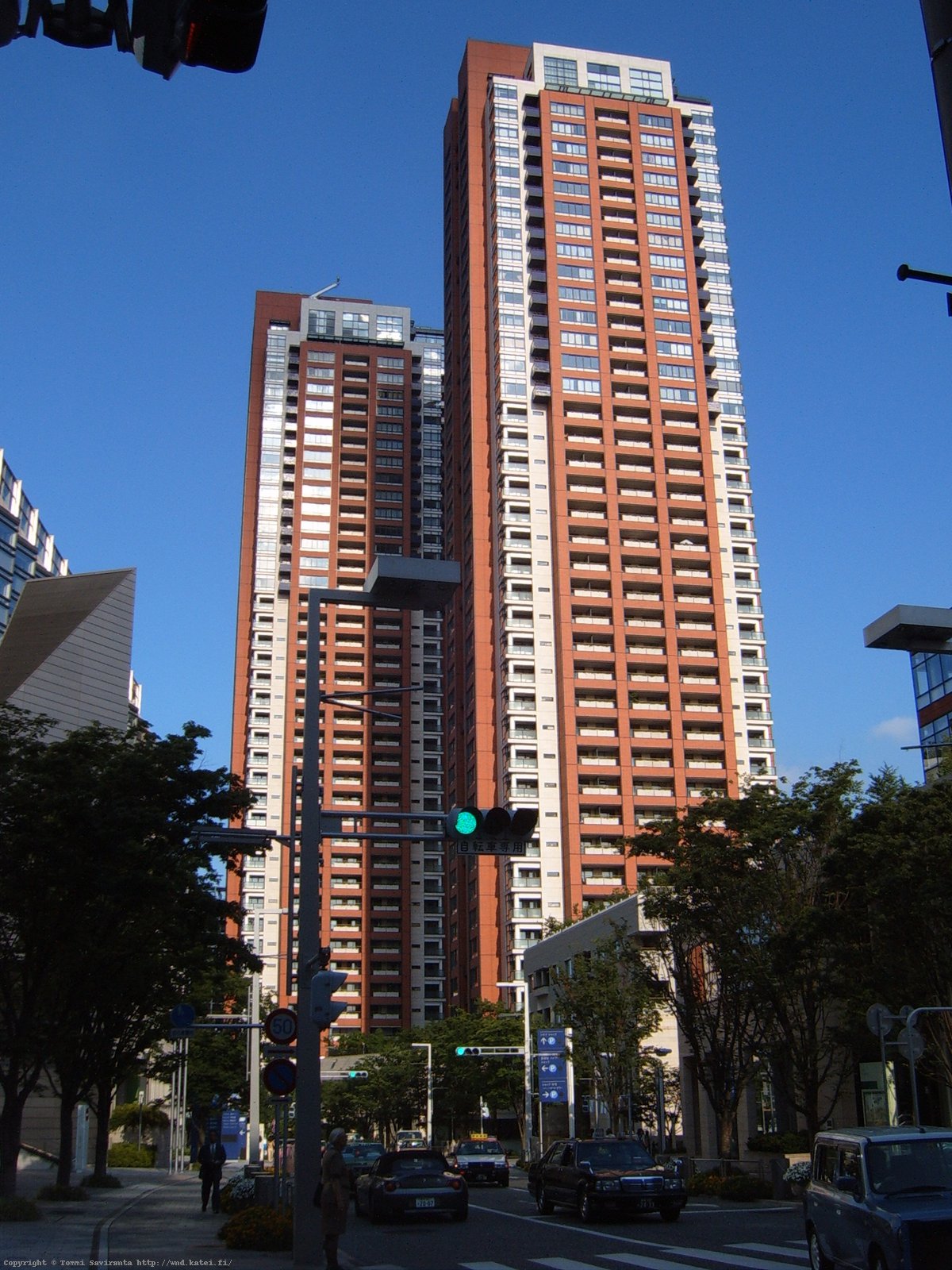 Day #2: Modest apartment buildings in Roppongi hills