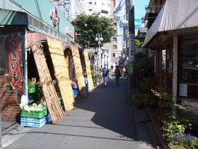 Day #2: Small streets of Tokyo