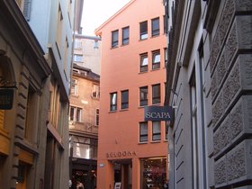 Day #5: Narrow streets of old Zürich